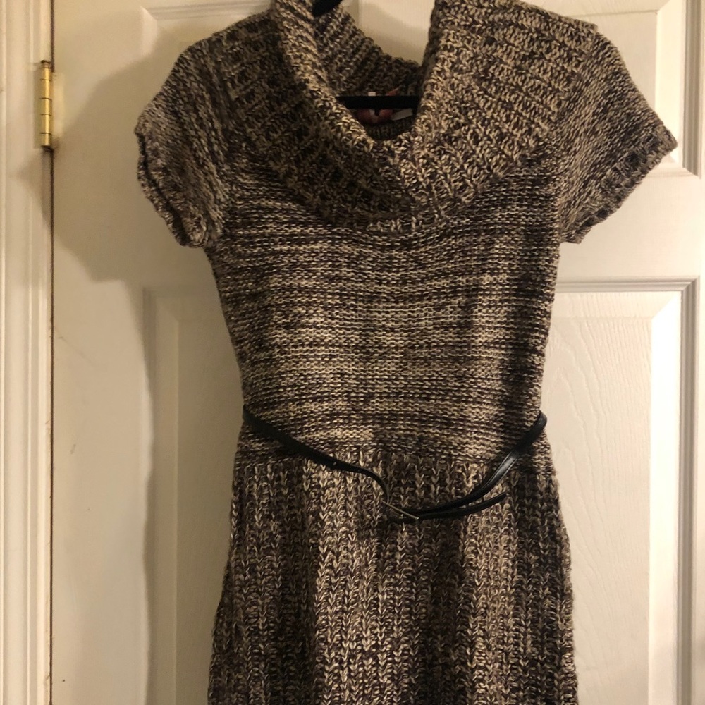 Belted sweater tunic size M